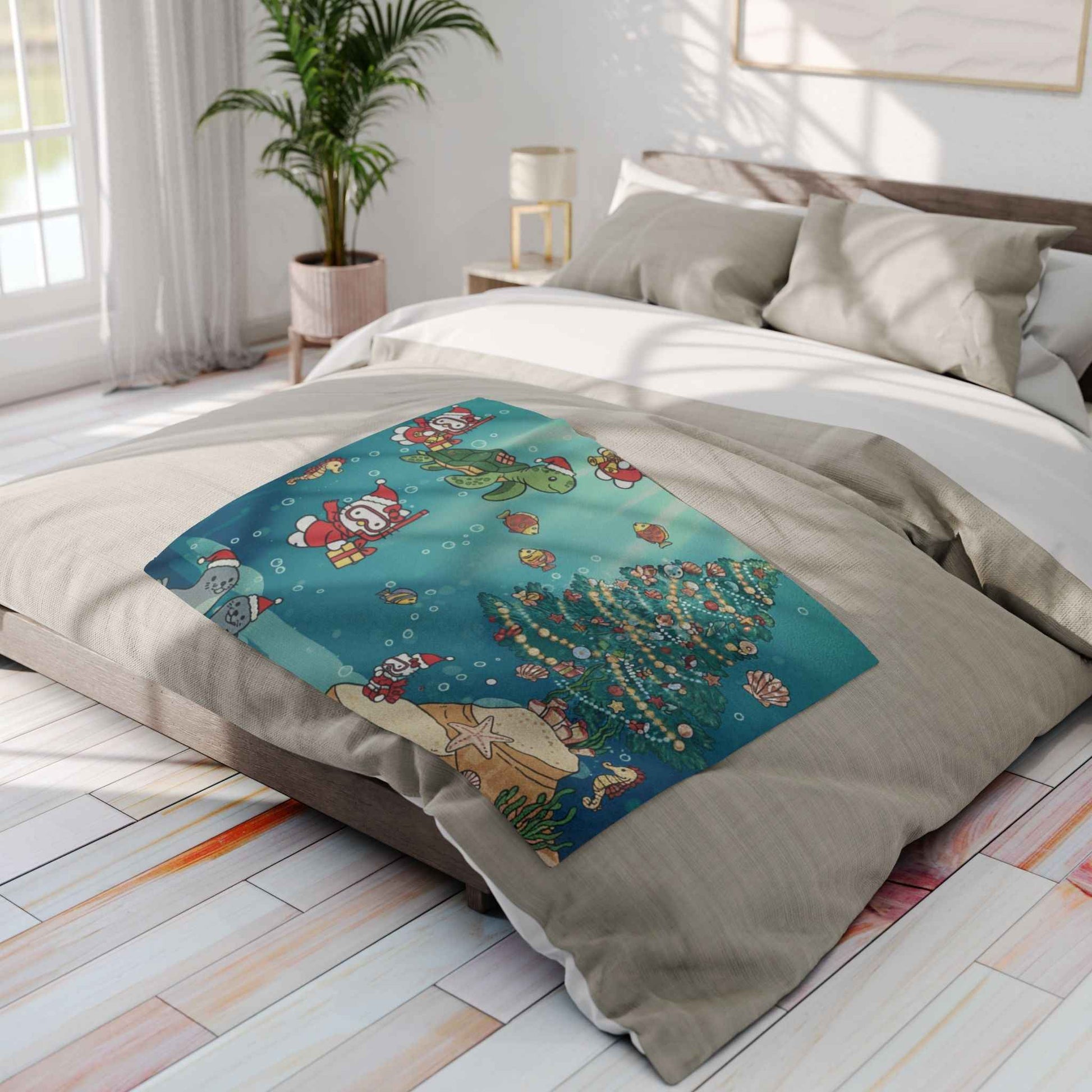 Hello Kitty Arctic Fleece Blanket — Undersea Christmas Celebration